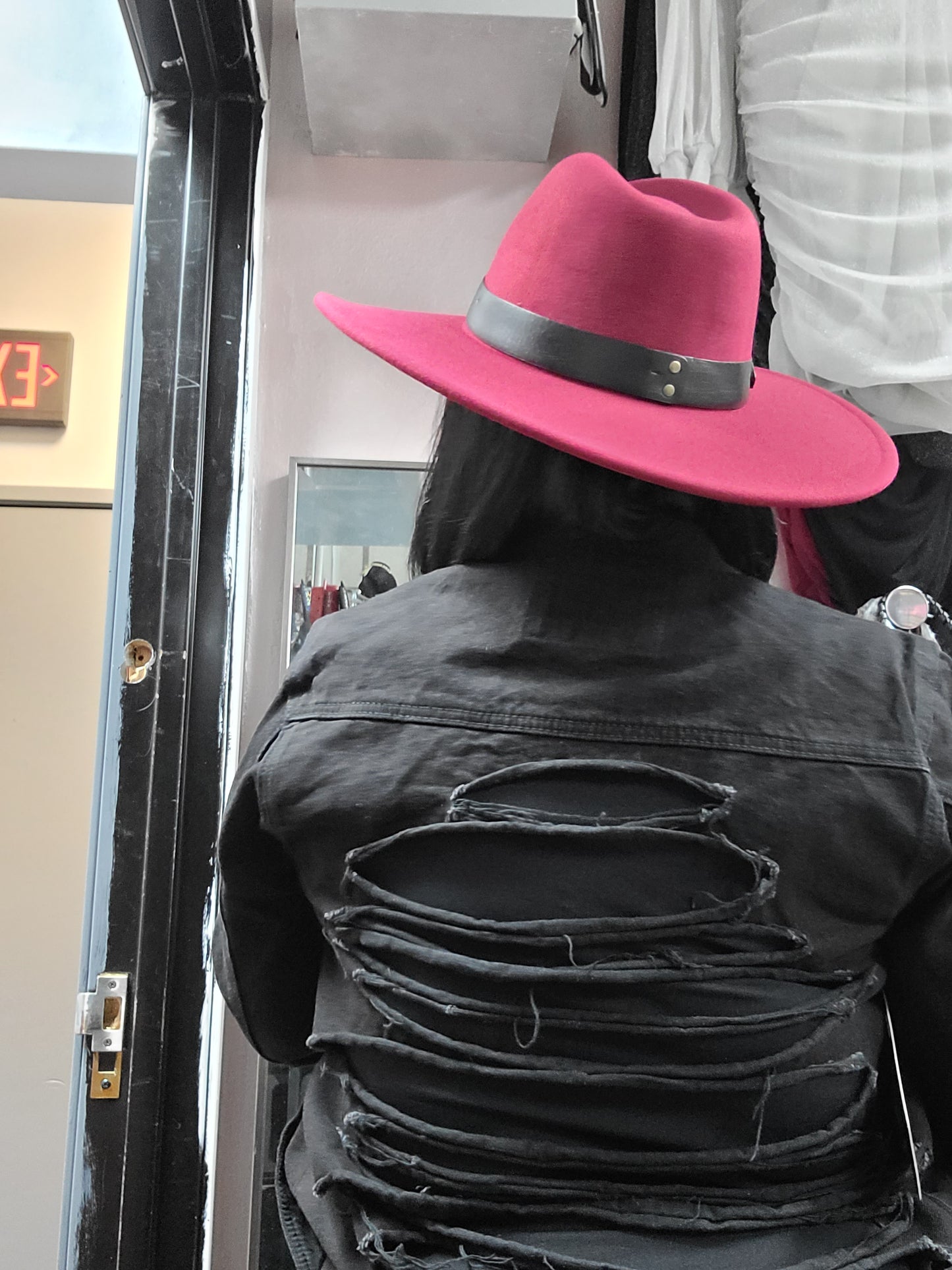 BUCKLE ACCENTED BAND SOLID PANAMA HAT