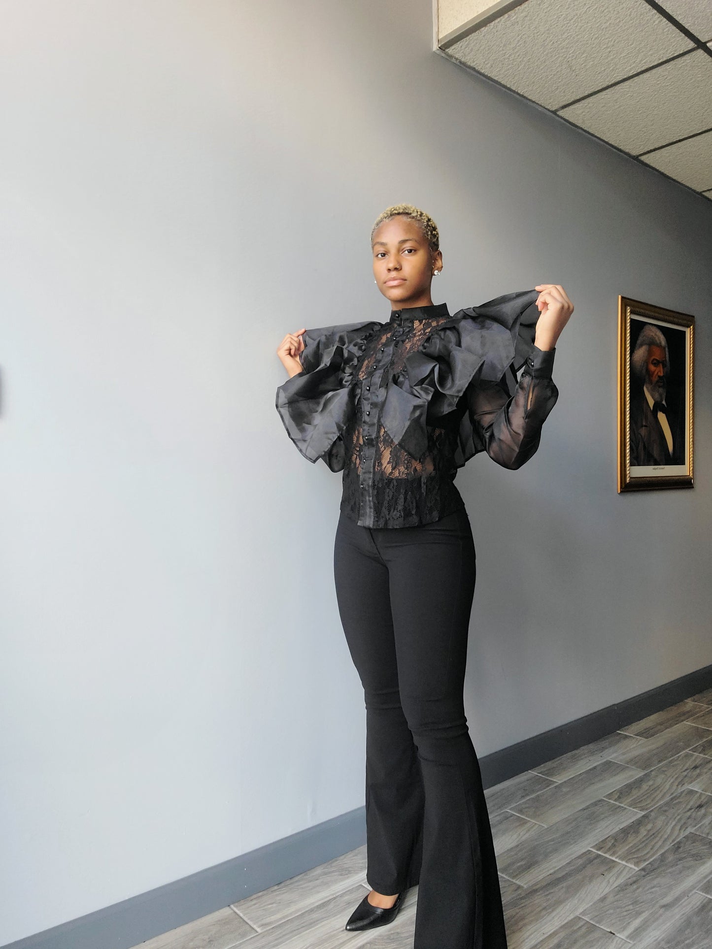 AFTER WORK AFFAIR LACEY TOP